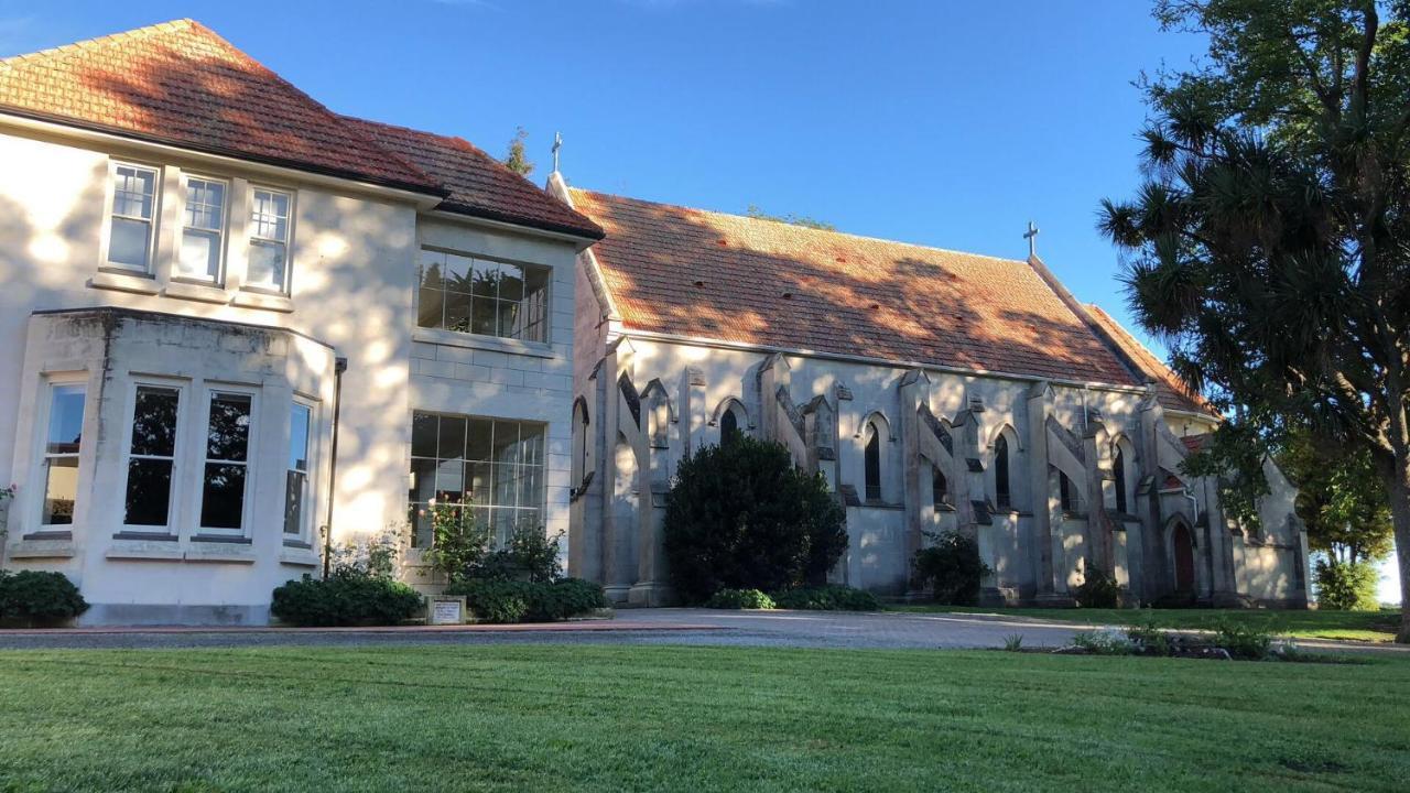 Teschemakers Resort Oamaru Exterior photo